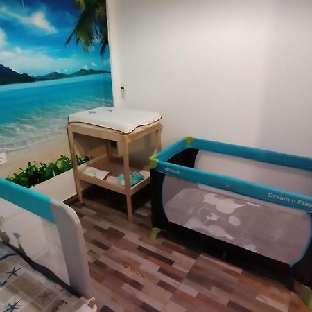 Casa Ideal Para Familias Con Patio Y 3 Banos Valencia Luaran gambar