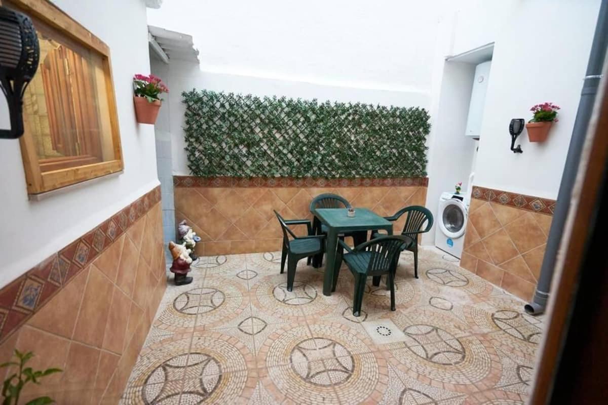 Casa Ideal Para Familias Con Patio Y 3 Banos Valencia Luaran gambar