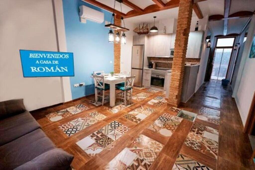 Casa Ideal Para Familias Con Patio Y 3 Banos Valencia Luaran gambar