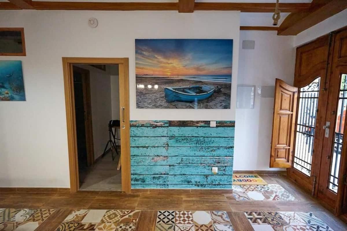 Casa Ideal Para Familias Con Patio Y 3 Banos Valencia Luaran gambar